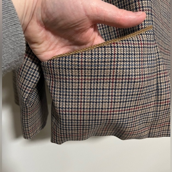 Pendleton Women’s 100% Wool Multicolor Houndstooth Blazer Size 18W Preppy - Picture 3 of 8